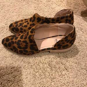 Leopard shoes